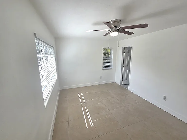19356 SW 103rd Ct — Photo 13