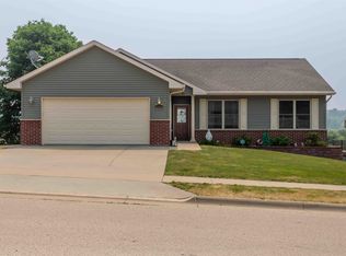 3310 David Dr, Dubuque, IA 52002