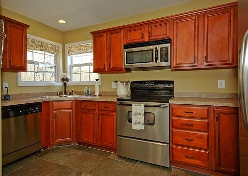 5th image of 1199 Viewmont Dr