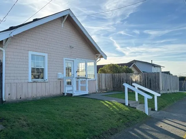 835 McCullens Ave, Eureka, CA 95503