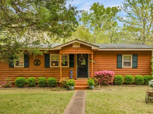 510 Childress Dr, Scottsboro, AL 35769