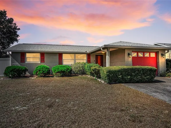 4415 Royal Oak Ln, New Port Richey, FL 34653