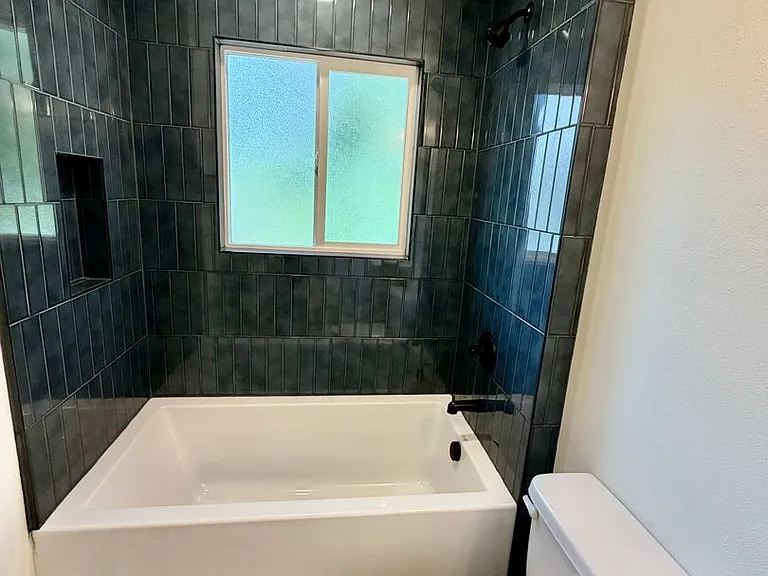 7407 SW 36th Ave — Photo 23