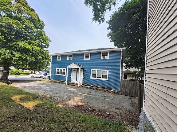 2nd image of 211-211 E Haverhill St #213