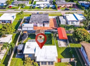 10031 SW 44th St, Miami, FL 33165