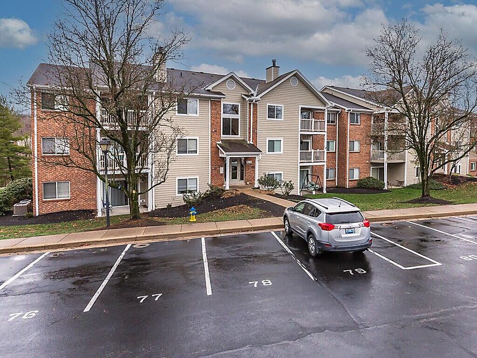 1st image of 70 Creekwood Dr Unit 9