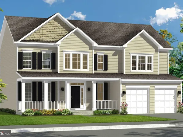 182 Ladysthumb Cir, Charles Town, WV 25414