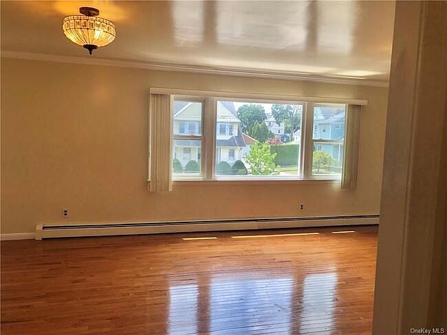 2nd image of 162 Woodland Ave #3