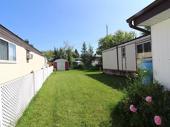 4th image of 9501 104th Ave #10