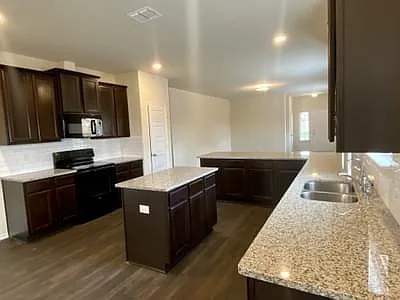 10838 Randolph Way — Photo 4