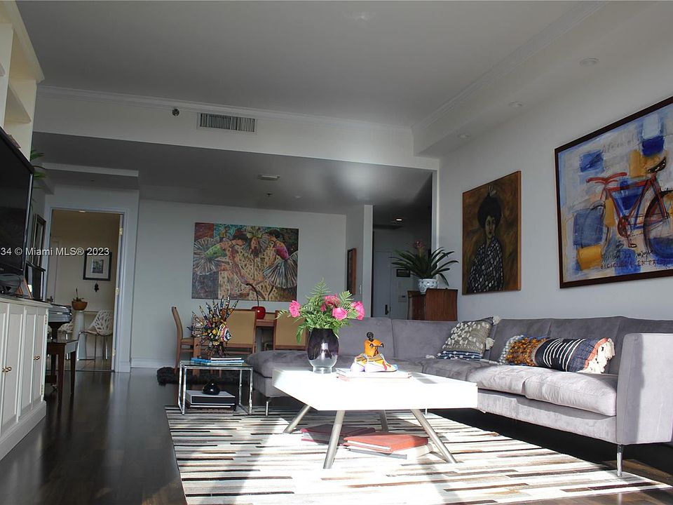 1st image of 251 Crandon Blvd APT 804