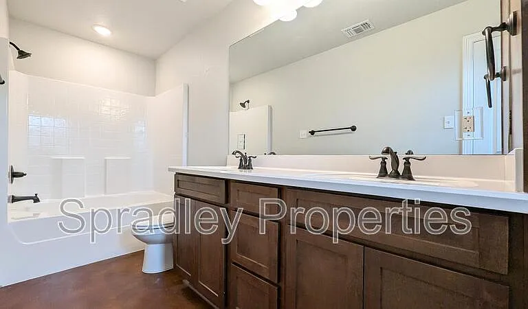 205B Sparrow Cv — Photo 7