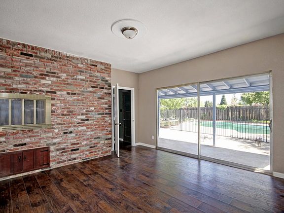 4th image of 3924 Terra Vista Way