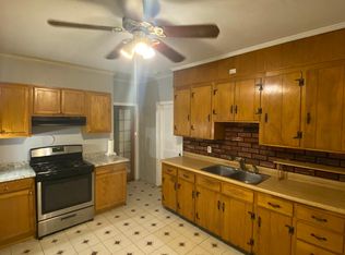 975 Middlesex St #1, Lowell, MA 01851