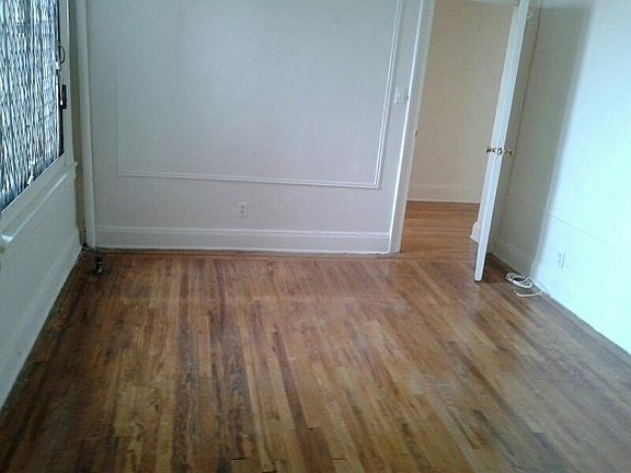 2nd image of 2330 Newtown Ave APT 4FE