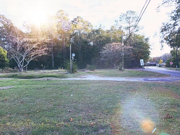 5th image of 8706 Deerwood Dr