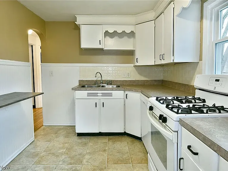 1787 Bonnie Brae Ave NE — Photo 23