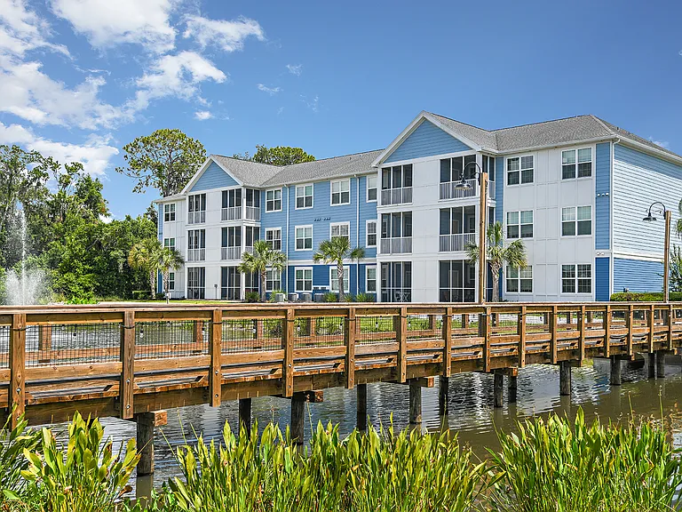 Blue Heron Living Apartment Homes — Photo 40