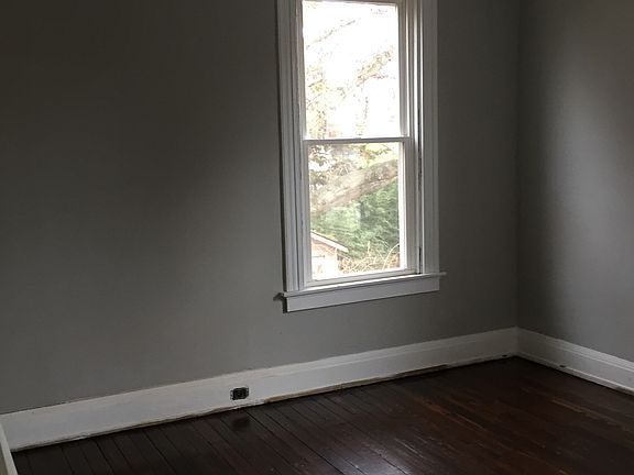 5th image of 4132 Carter Ave