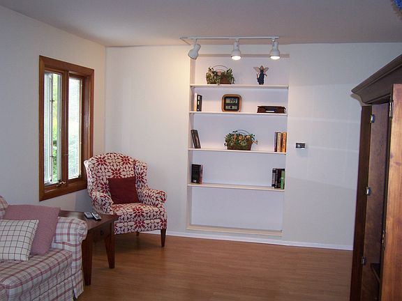 Built in bookcase