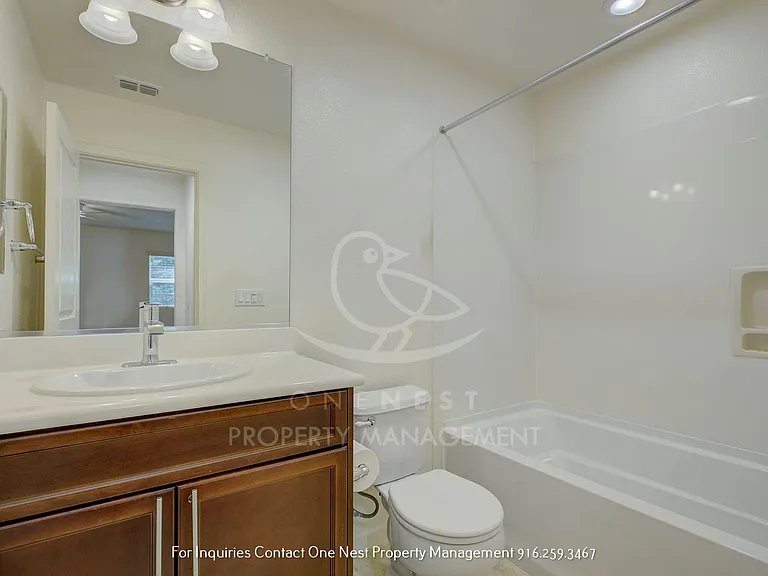1392 Impressionist Loop — Photo 19