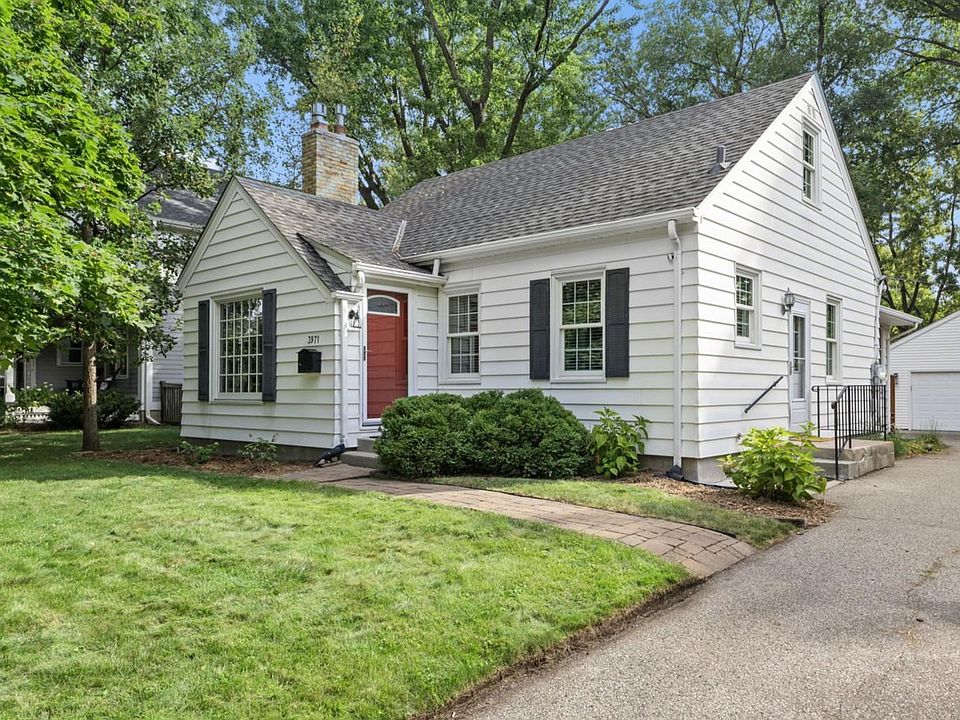 1st image of 3971 Princeton Ave