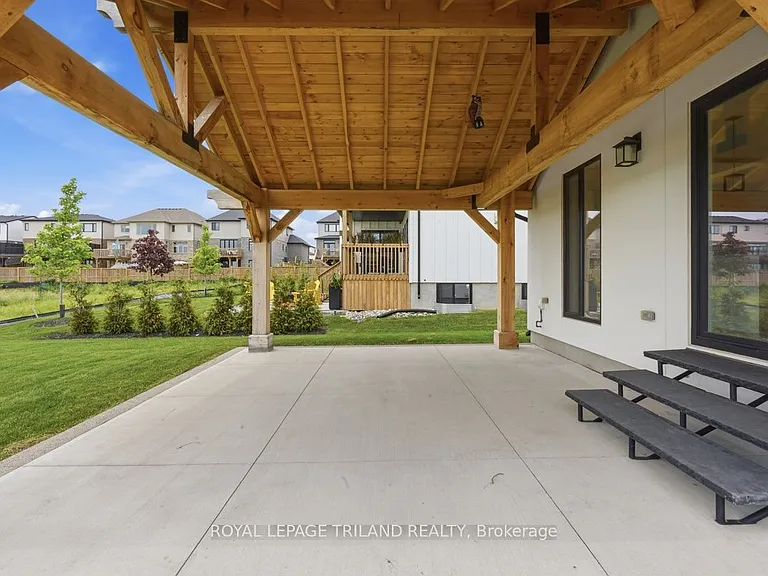 77 Crestview Dr — Photo 36