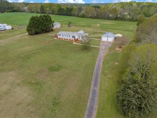 2844 Paul Malcom Rd, Good Hope, GA 30641