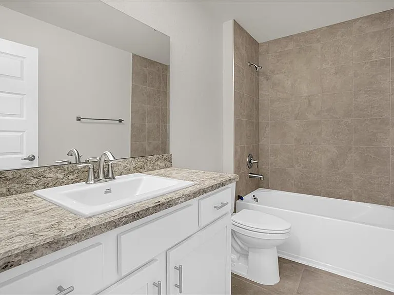 671 Tanaro Ln — Photo 16
