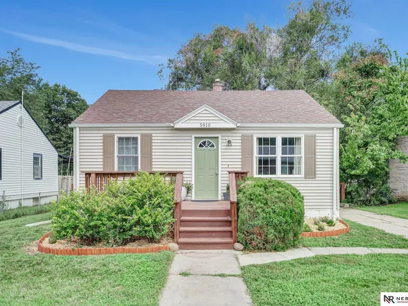 5910 Huntington Ave, Lincoln, NE 68507