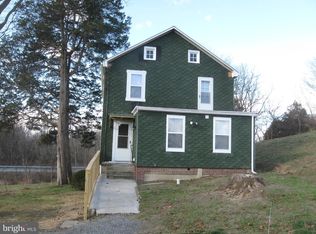 5 S Old Bernville Rd, Bernville, PA 19506