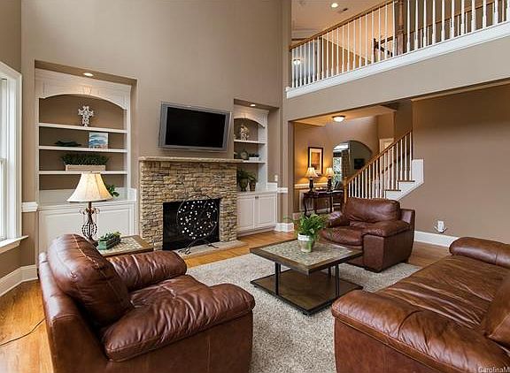 3rd image of 6005 Camrose Crossing Ln #185