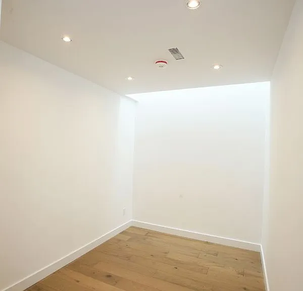 48 McGill St — Photo 13