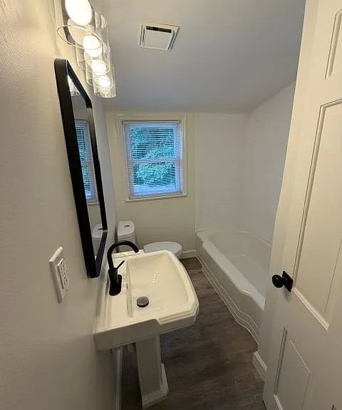 905 Riverside Blvd — Photo 17