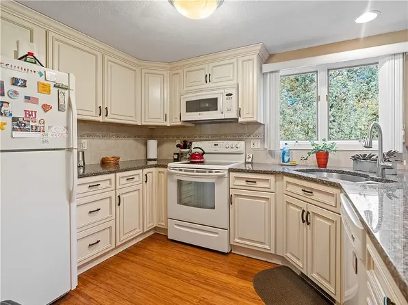 265D Scituate Ave #265D, Cranston, RI 02921