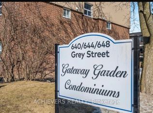640 Grey St #107, Brantford, ON