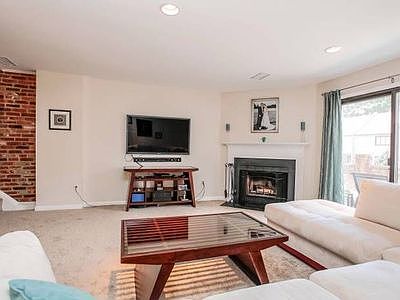 1st image of 3875 Steppes Ct #B
