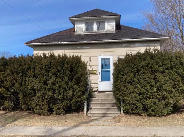 1201 Slayton Ave, Grand Haven, MI 49417