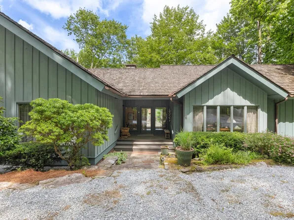 645 Heaton Forest, Cashiers, NC 28717