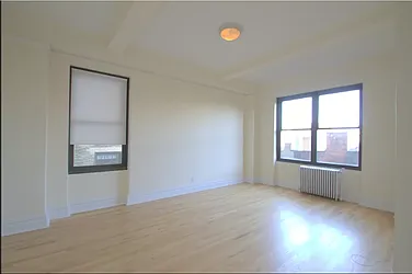 Rented by Manhattan Realty Group