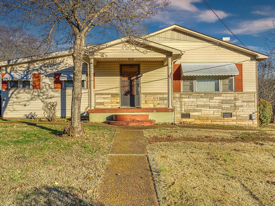 1st image of 220 Lawton Ave