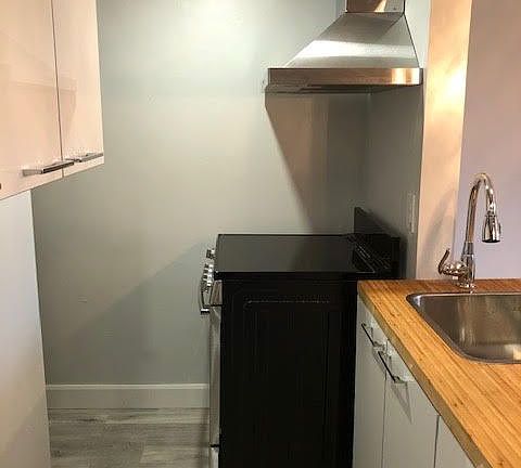 2nd image of 1839 Davenport Rd #2