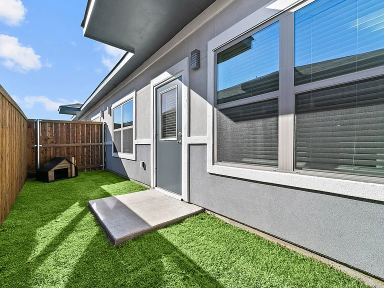 The Estates of McKinney | 1 Bed, 1 Bath | Fenced Backyard The Estates of McKinney | 1 Bed, 1 Bath | Fenced Backyard