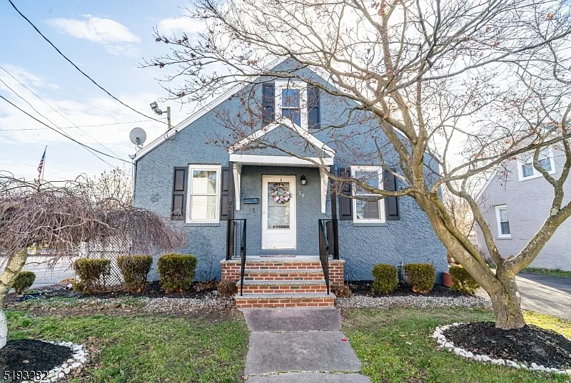 19 Orchard St photo 1