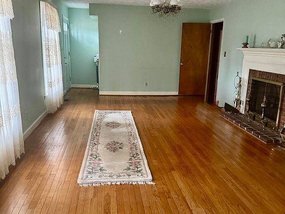 5th image of 1205 Rollins Avenue