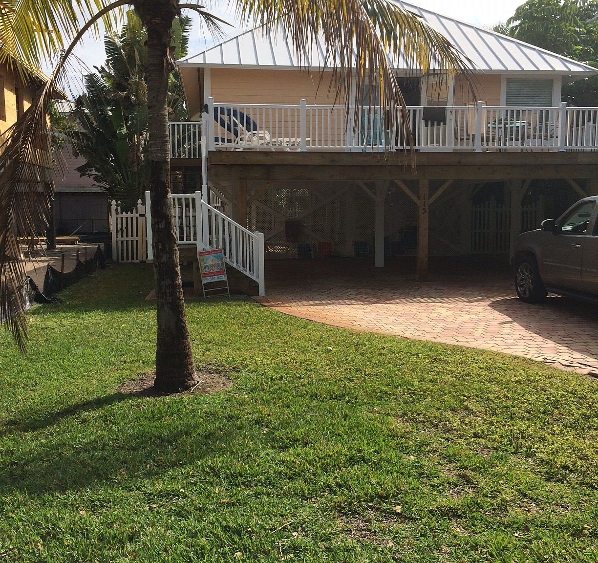 115 Maple Ave, Anna Maria, FL 34216 | Zillow