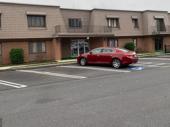 1801 Cambridge Ave APT C22, Wyomissing, PA 19610
