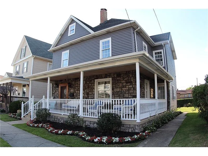 412 Fairmont St photo 1