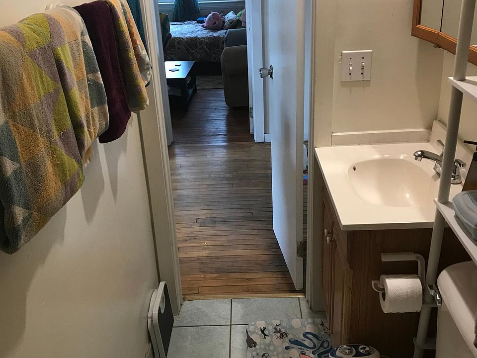 1st image of 1907 E 120th St #34