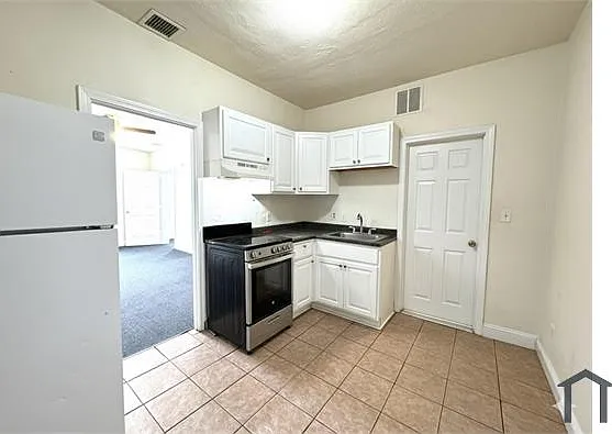 407 Main St #3F — Photo 11